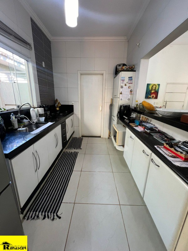 Casa de Condomínio com 3 quartos à venda, 175m² — foto 6 de 12