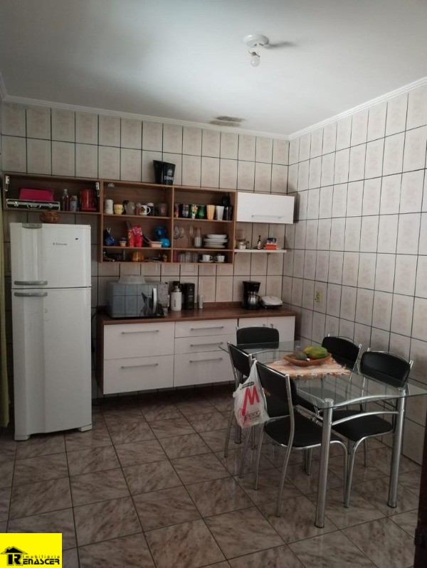 Casa com 2 quartos à venda, 96m² — foto 15 de 19