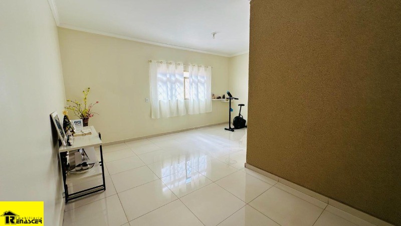 Casa com 3 quartos à venda, 224m² — foto 17 de 30