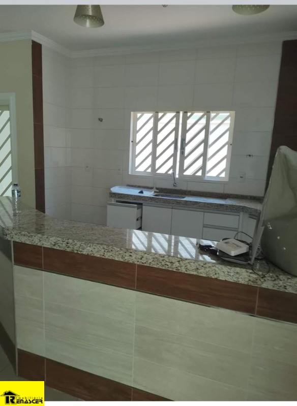 Casa com 3 quartos à venda, 190m² — foto 8 de 16