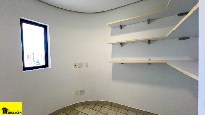 Apartamento com 4 quartos à venda, 346m² — foto 19 de 30