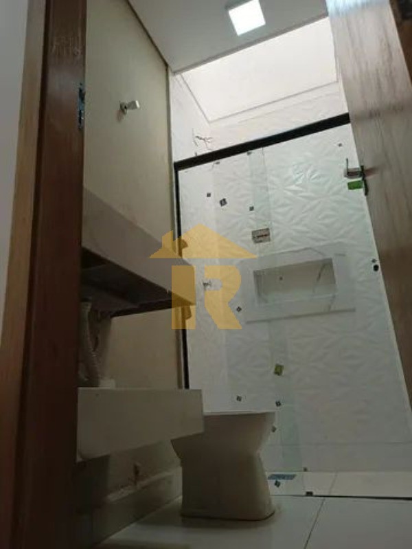 Casa com 3 quartos à venda, 245m² — foto 11 de 15