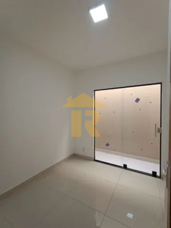 Casa com 3 quartos à venda, 245m² — foto 6 de 15