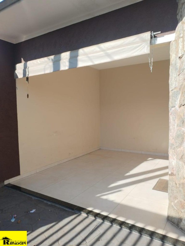 Casa com 2 quartos à venda, 96m² — foto 2 de 19