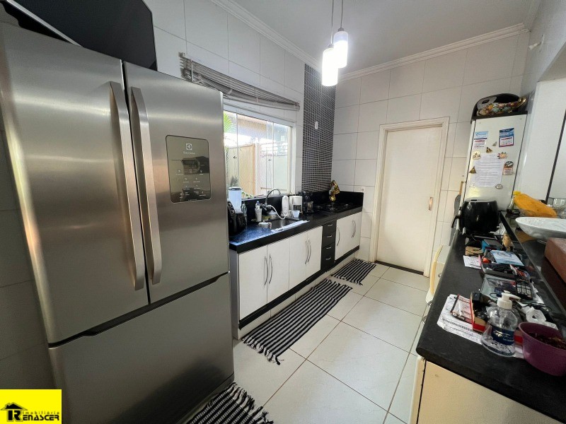Casa de Condomínio com 3 quartos à venda, 175m² — foto 9 de 12