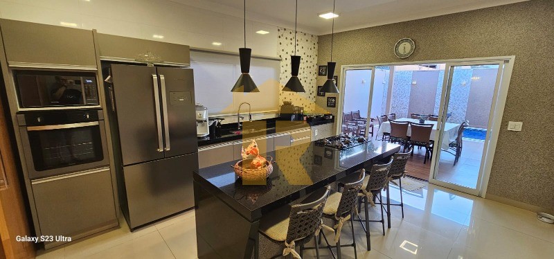 Casa de Condomínio com 3 quartos à venda, 165m² — foto 25 de 36