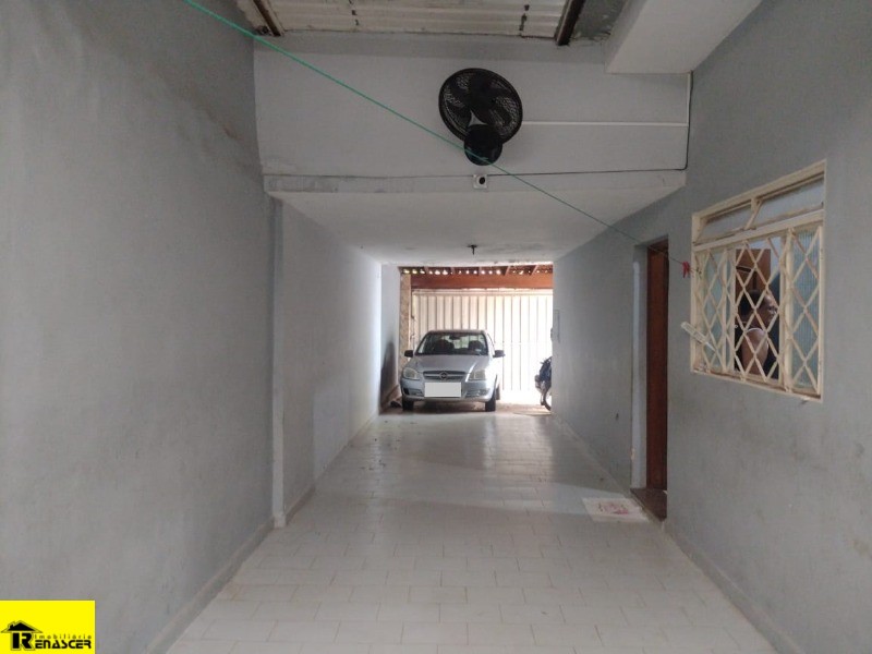 Casa com 4 quartos à venda, 200m² — foto 4 de 18