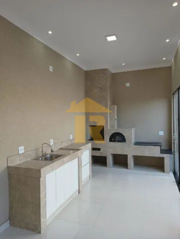 Casa com 3 quartos à venda, 245m² — foto 14 de 15