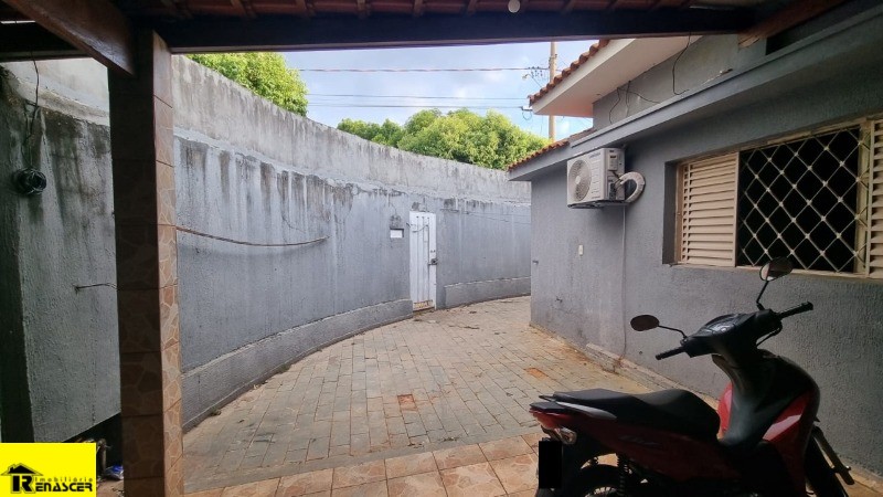 Casa com 4 quartos à venda, 200m² — foto 5 de 18