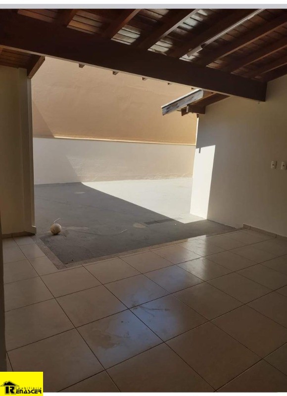 Casa com 3 quartos à venda, 190m² — foto 14 de 16