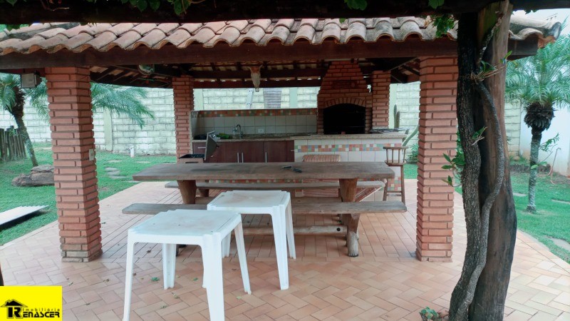 Casa de Condomínio com 3 quartos à venda, 240m² — foto 37 de 45