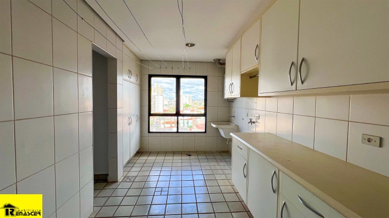 Apartamento com 4 quartos à venda, 346m² — foto 29 de 30