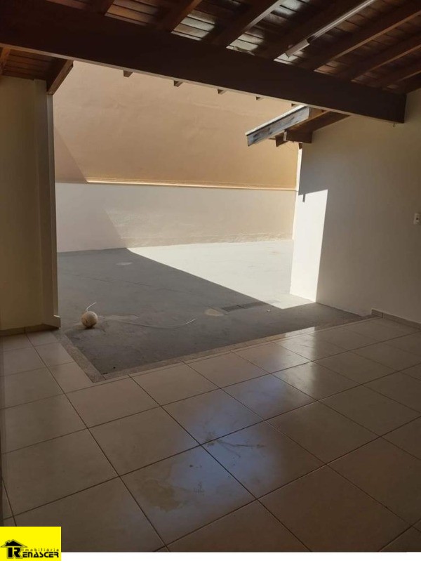 Casa com 3 quartos à venda, 190m² — foto 15 de 16