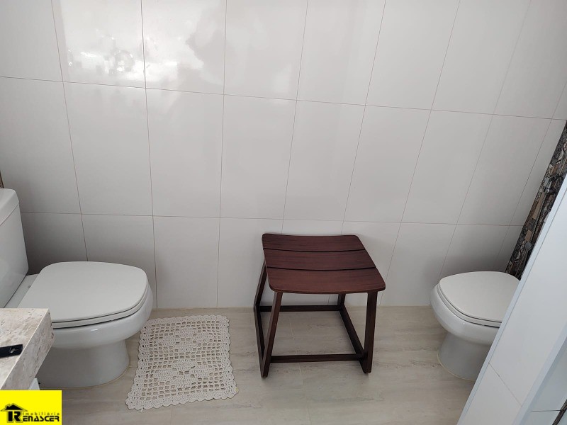 Casa de Condomínio com 3 quartos à venda, 215m² — foto 14 de 27