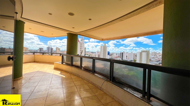 Apartamento com 4 quartos à venda, 346m² — foto 10 de 30