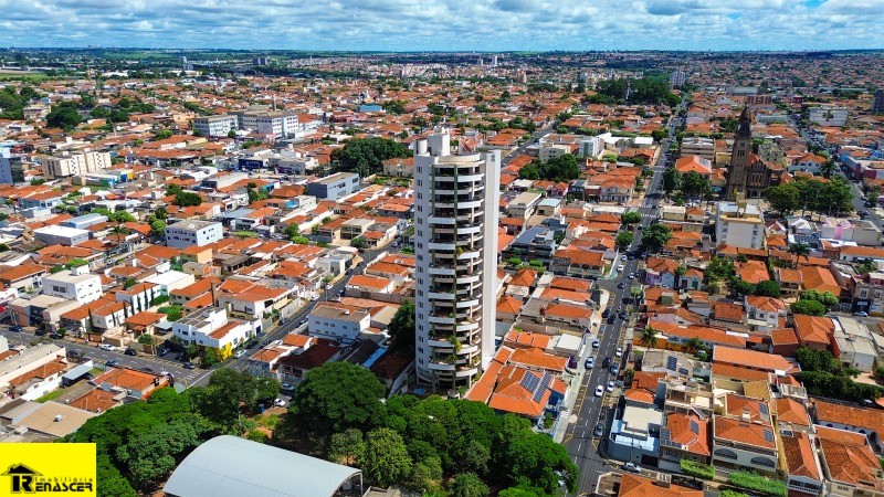Apartamento com 4 quartos à venda, 346m² — foto 3 de 30
