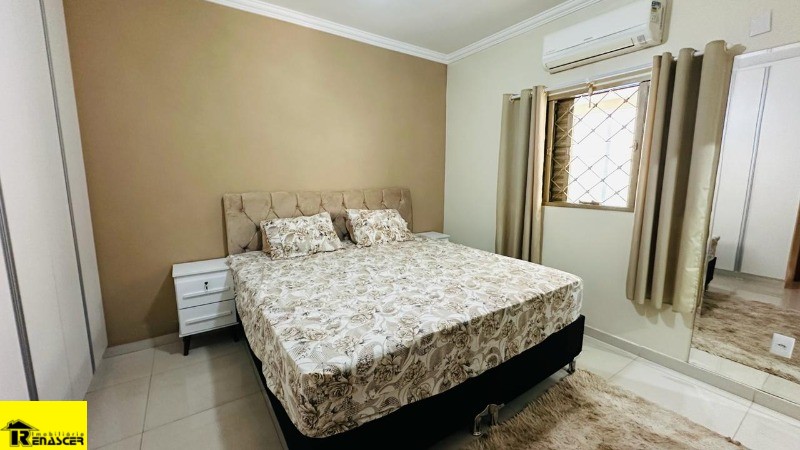 Casa com 3 quartos à venda, 224m² — foto 23 de 30