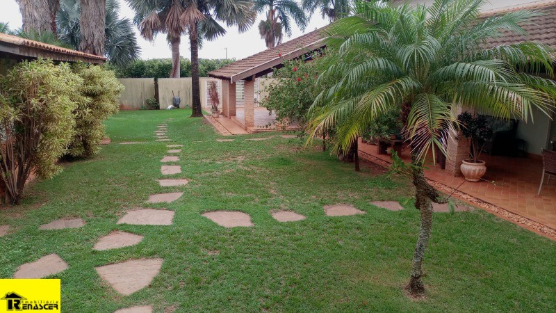 Casa de Condomínio com 3 quartos à venda, 240m² — foto 7 de 45