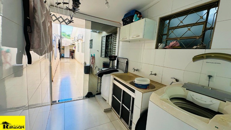Casa com 3 quartos à venda, 224m² — foto 21 de 30
