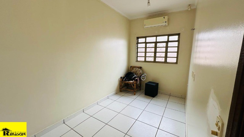 Casa com 3 quartos à venda, 224m² — foto 15 de 30