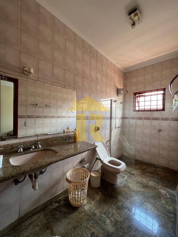 Casa com 3 quartos à venda, 349m² — foto 9 de 23