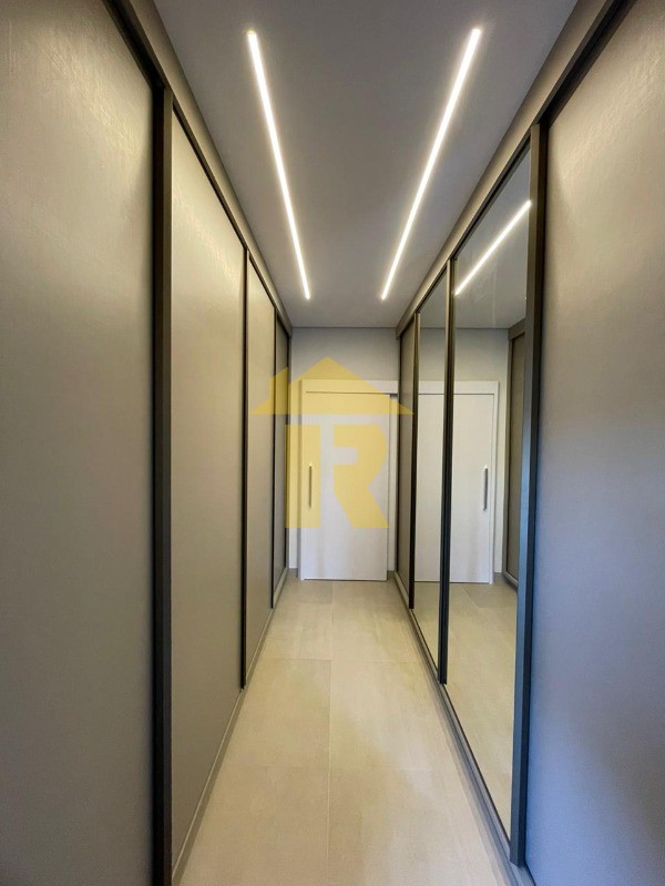 Casa de Condomínio com 3 quartos à venda, 228m² — foto 17 de 44