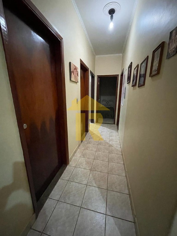 Casa com 3 quartos à venda, 164m² — foto 7 de 28
