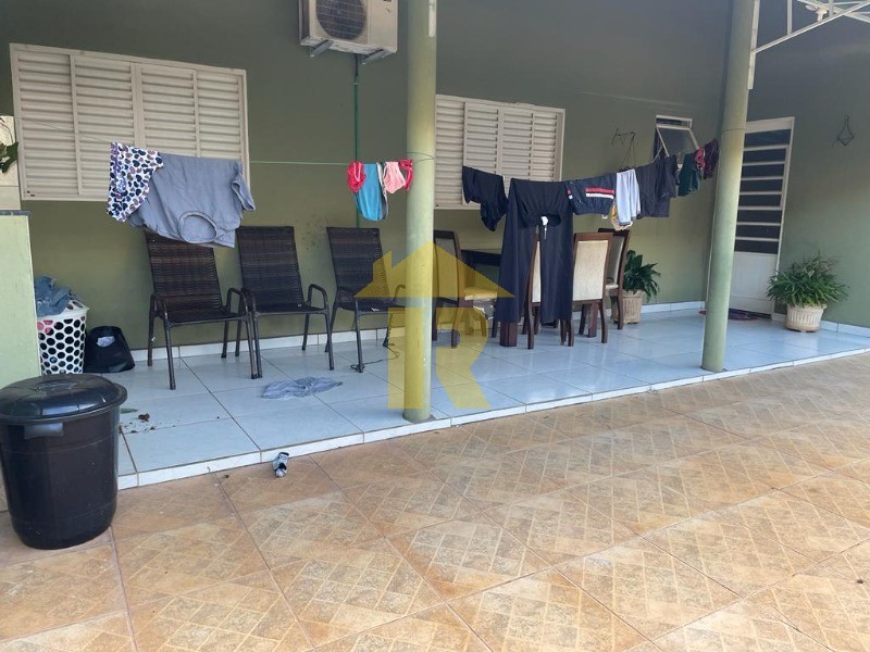 Casa com 3 quartos à venda, 164m² — foto 27 de 28