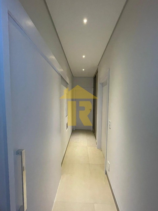 Casa de Condomínio com 3 quartos à venda, 228m² — foto 11 de 44
