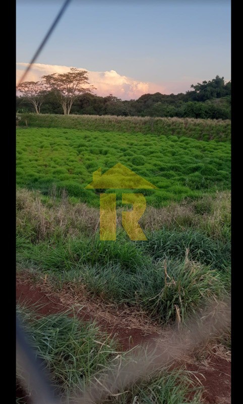 Terreno / Lote / Condomínio  à venda, 200m² — foto 1 de 8