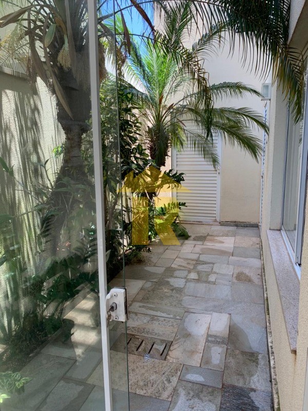 Casa de Condomínio com 4 quartos à venda, 344m² — foto 25 de 26