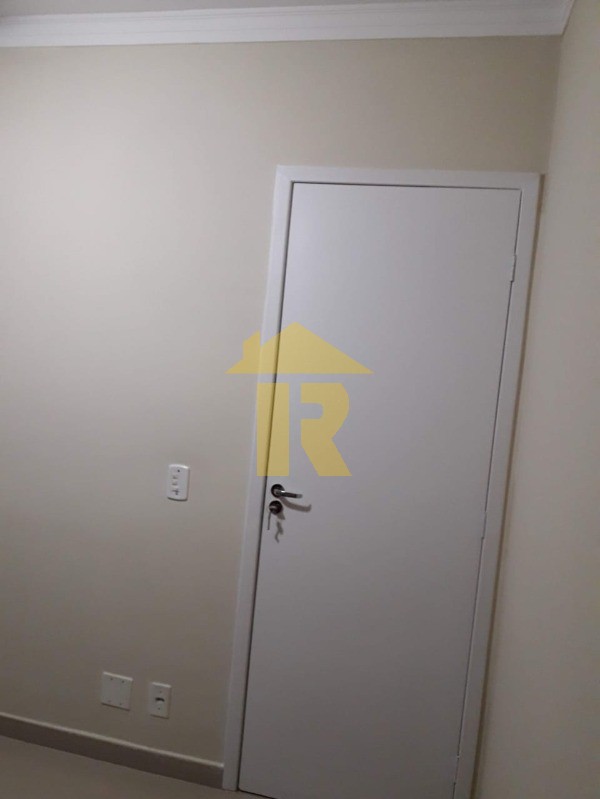 Apartamento com 2 quartos à venda, 45m² — foto 13 de 18