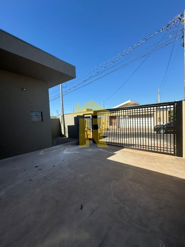 Casa com 2 quartos à venda, 70m² — foto 3 de 18