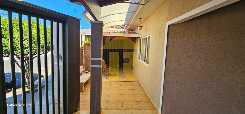 Casa com 2 quartos à venda, 200m² — foto 2 de 22