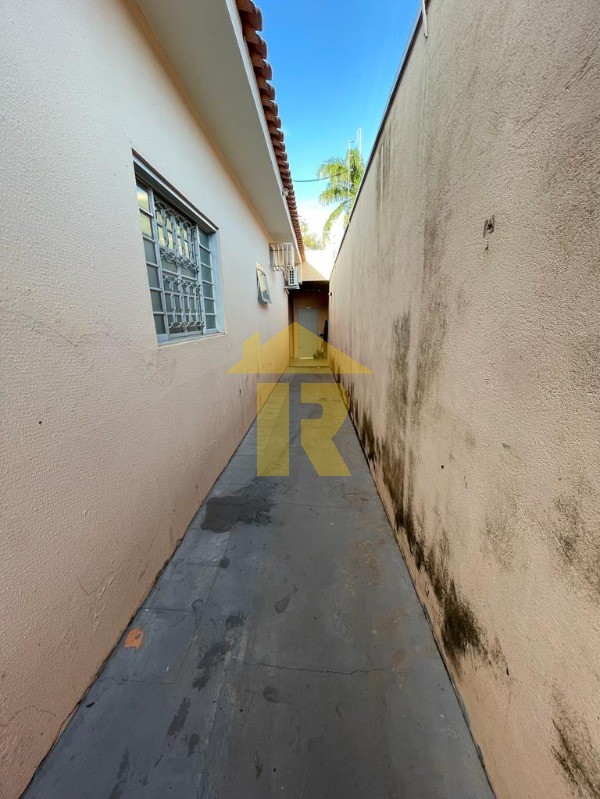 Casa com 3 quartos à venda, 164m² — foto 25 de 28