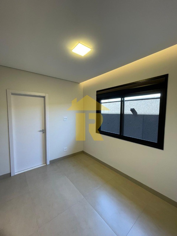 Casa de Condomínio com 3 quartos à venda, 228m² — foto 26 de 44