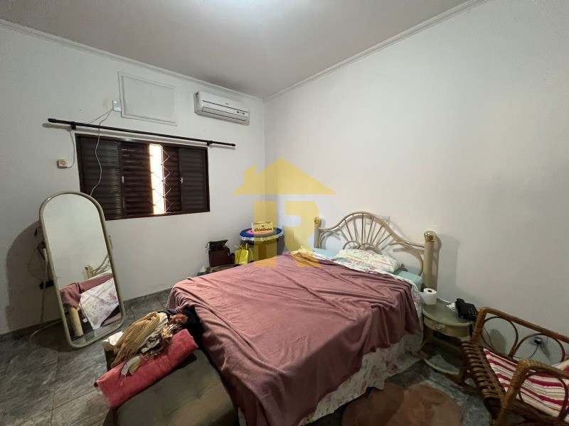 Casa com 3 quartos à venda, 132m² — foto 9 de 24