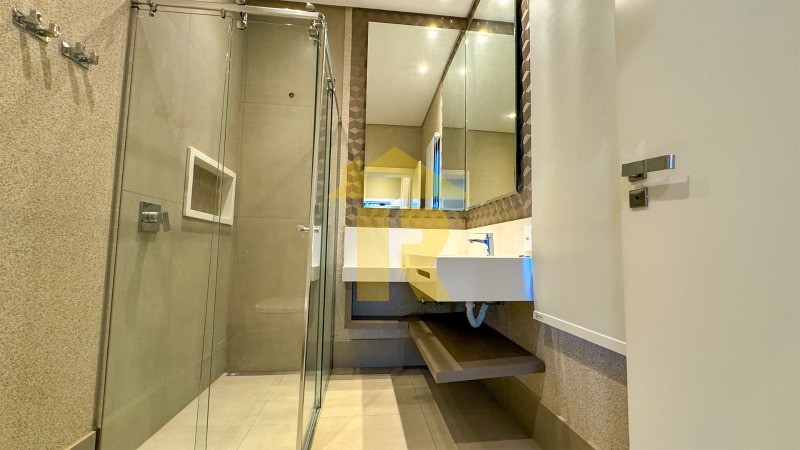 Casa de Condomínio com 4 quartos à venda e aluguel, 543m² — foto 19 de 29
