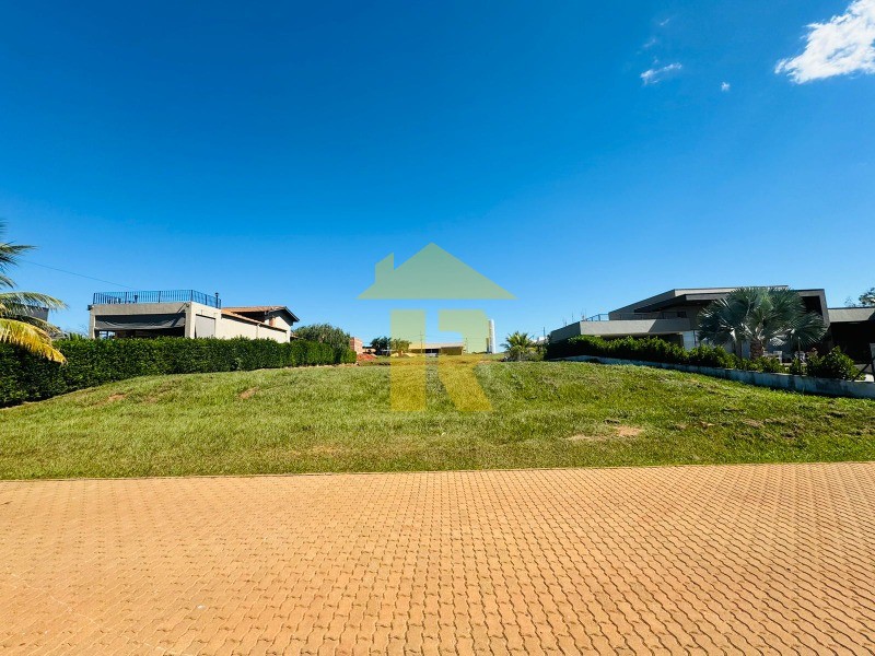 Terreno / Lote / Condomínio  à venda, 1250m² — foto 8 de 23