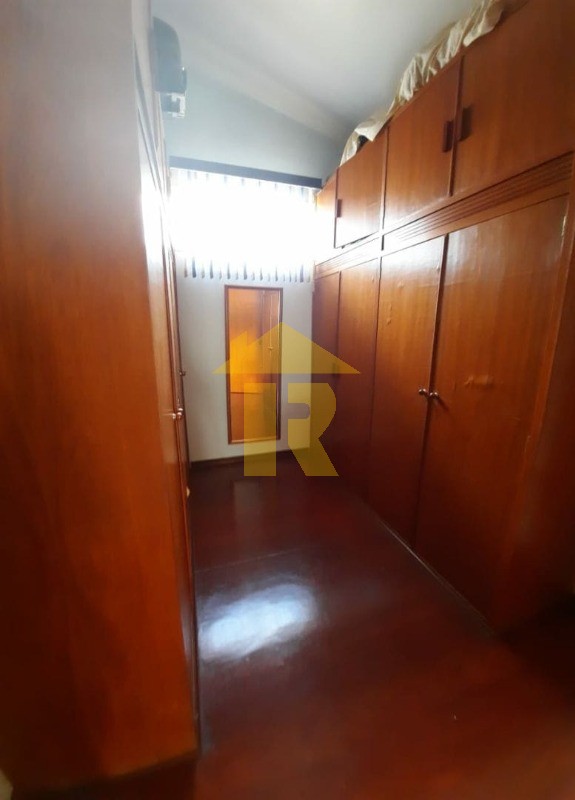 Casa com 3 quartos à venda e aluguel, 320m² — foto 13 de 17