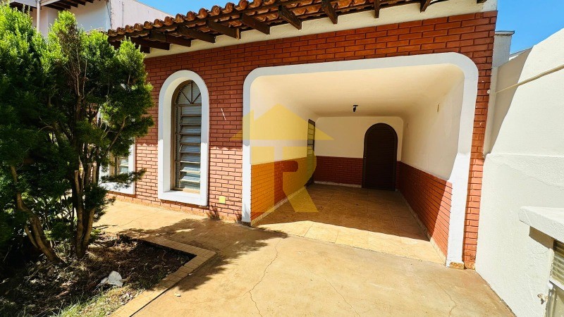 Casa com 3 quartos à venda e aluguel, 140m² — foto 3 de 17