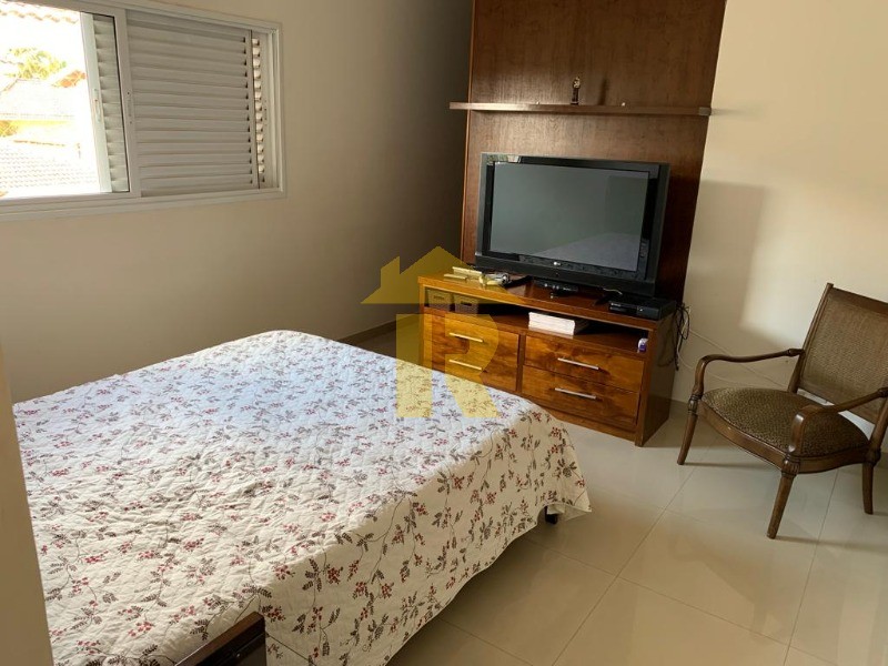 Casa de Condomínio com 4 quartos à venda, 344m² — foto 16 de 26