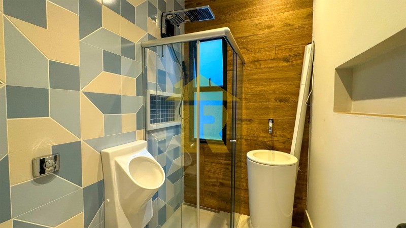 Casa de Condomínio com 4 quartos à venda e aluguel, 543m² — foto 24 de 29