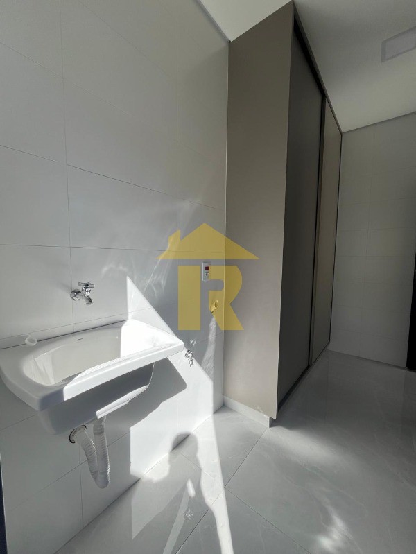 Casa de Condomínio com 3 quartos à venda, 170m² — foto 15 de 30