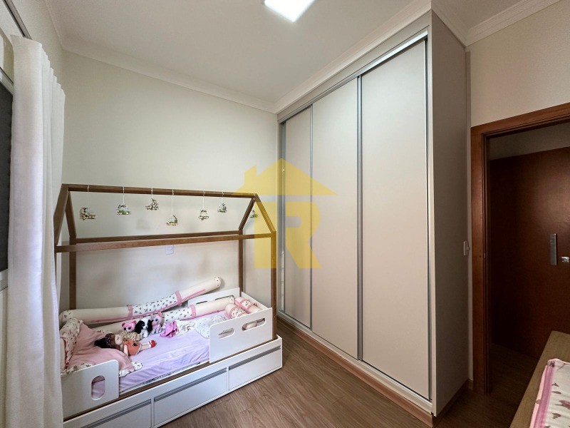 Casa de Condomínio com 3 quartos à venda, 260m² — foto 11 de 24