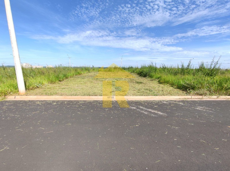 Terreno / Lote / Condomínio  à venda, 200m² — foto 1 de 4