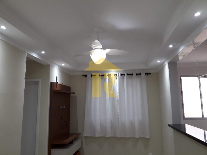Apartamento com 2 quartos à venda, 45m² — foto 1 de 18