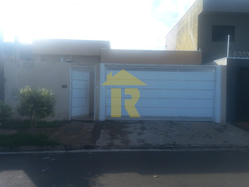 Casa com 3 quartos à venda, 116m² — foto 1 de 15