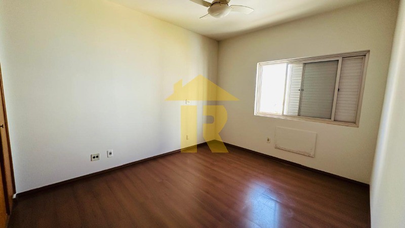 Apartamento com 3 quartos à venda, 159m² — foto 7 de 23