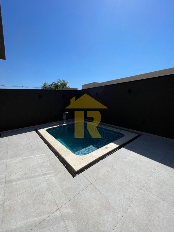 Casa de Condomínio com 3 quartos à venda, 228m² — foto 42 de 44